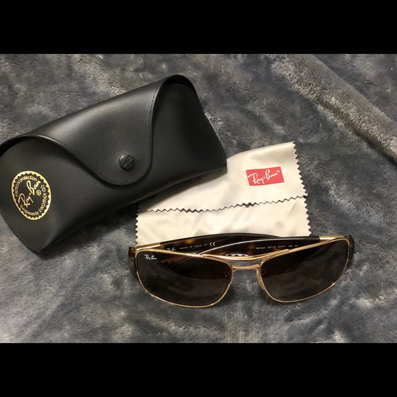 Ray-Ban Other - Authentic Ray-Ban sunglasses Ray-Ban Other - Authentic Ray-Ban sunglasses